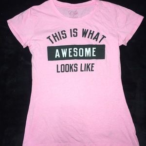 Cute and sassy pink t-shirt💕